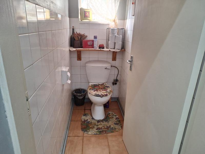 4 Bedroom Property for Sale in Roosheuwel North West